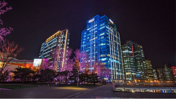 LED燈具與幕墻外立面結合的基本形式