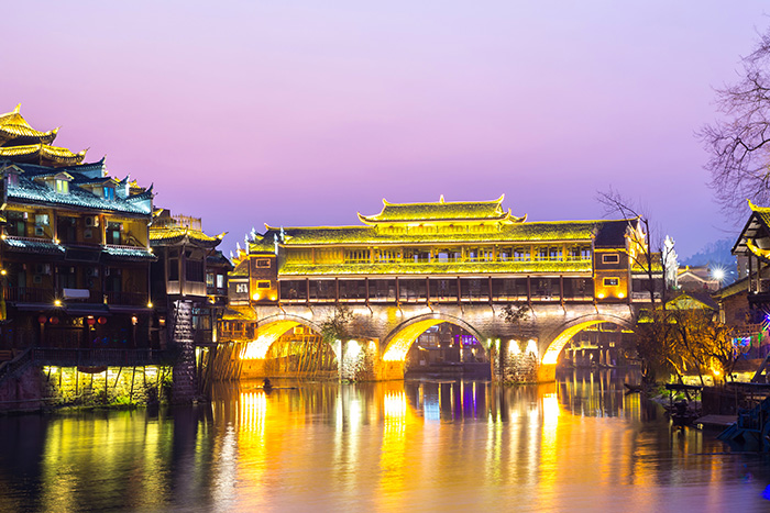 什么樣的景區(qū)夜游亮化，更容易被人記??？