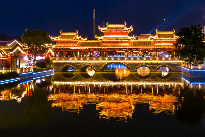 不為游客著想的景區(qū)夜游亮化，注定失敗！