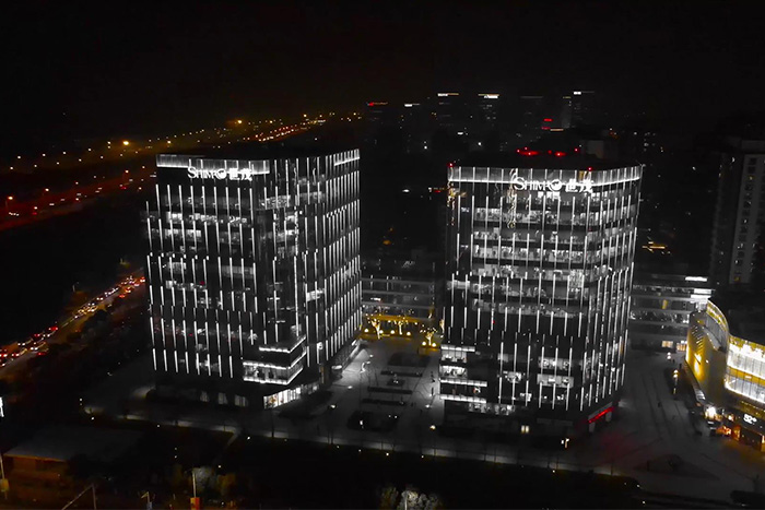 神秘亮化方案，讓寫(xiě)字樓夜晚不再平庸！