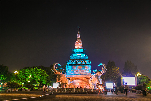 公園景觀亮化設計