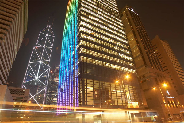 城市照明設(shè)計(jì)豐富了人們的夜間生活
